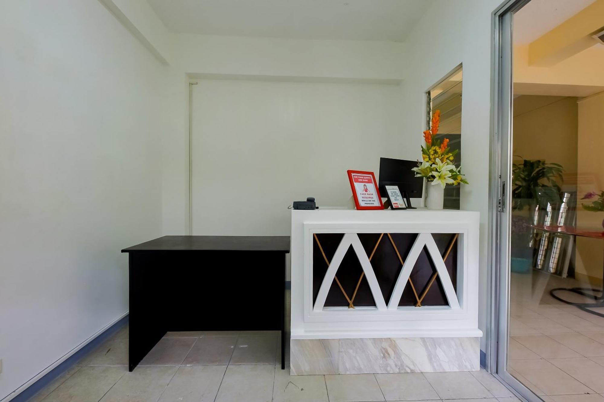 Oyo 840 Orangenest Apartelle Manille Extérieur photo