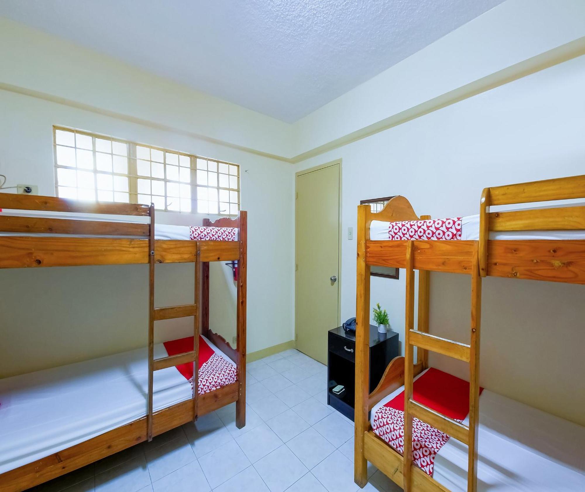 Oyo 840 Orangenest Apartelle Manille Extérieur photo