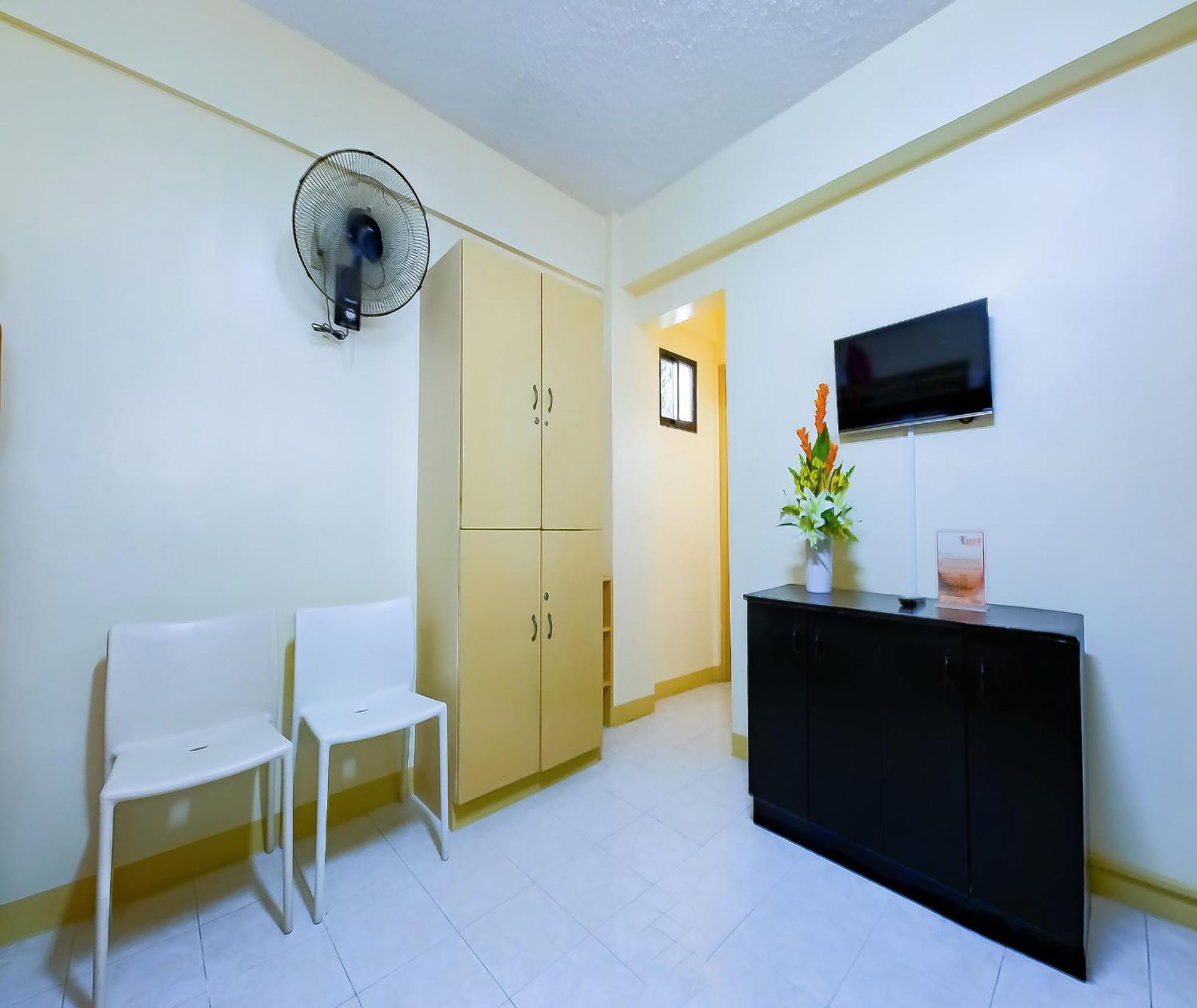 Oyo 840 Orangenest Apartelle Manille Extérieur photo