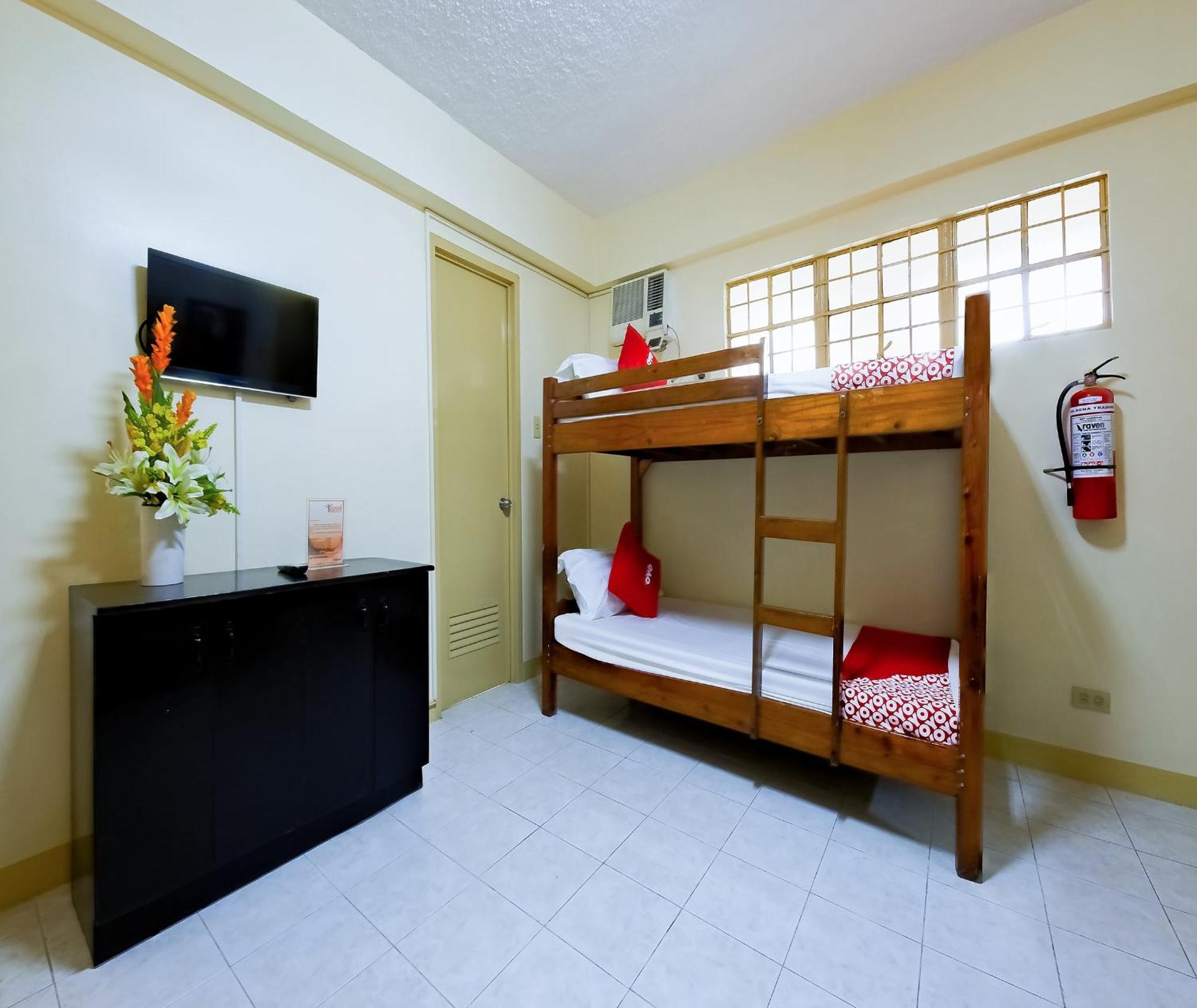 Oyo 840 Orangenest Apartelle Manille Extérieur photo