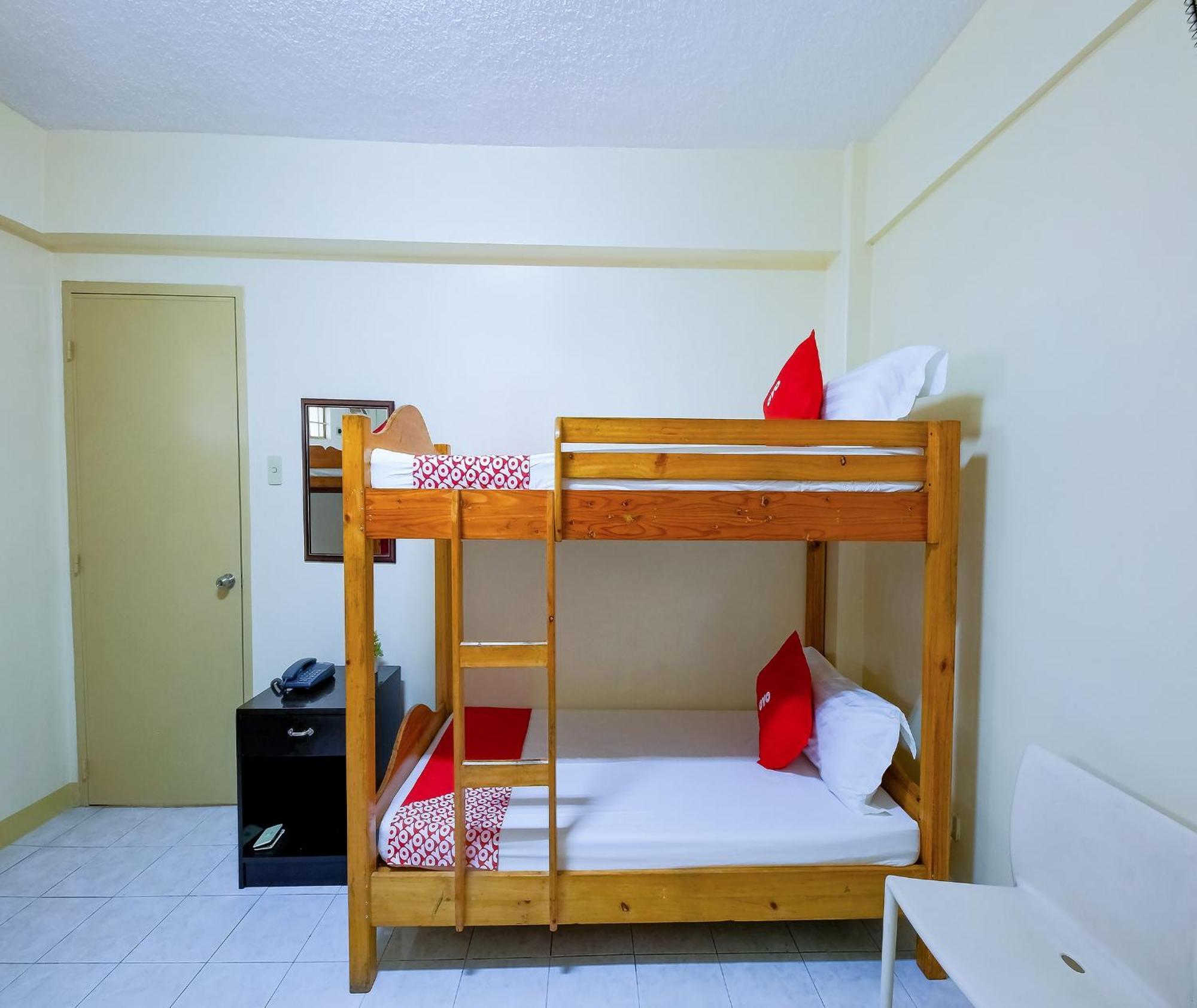 Oyo 840 Orangenest Apartelle Manille Extérieur photo