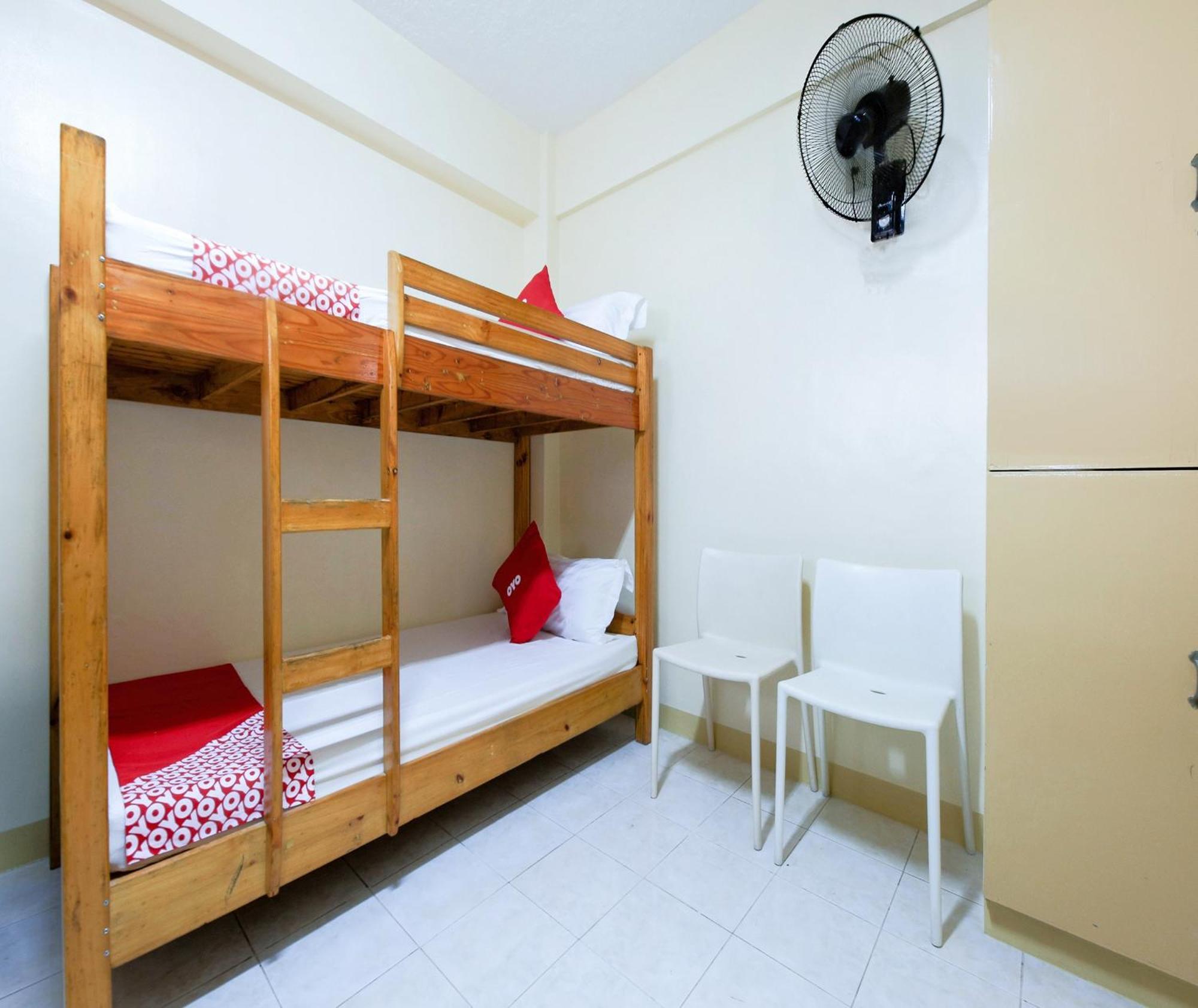 Oyo 840 Orangenest Apartelle Manille Extérieur photo